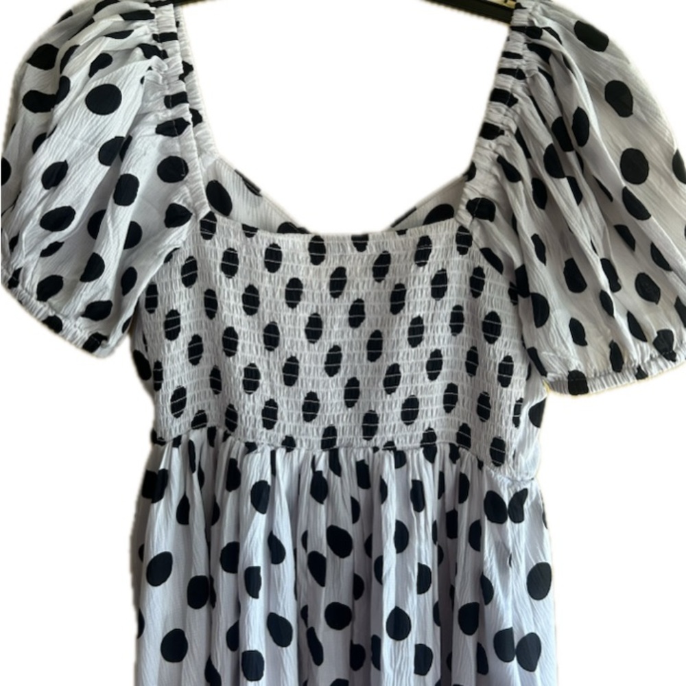 Elegant White Polka Dot Midi Dress - Picture 6 of 7
